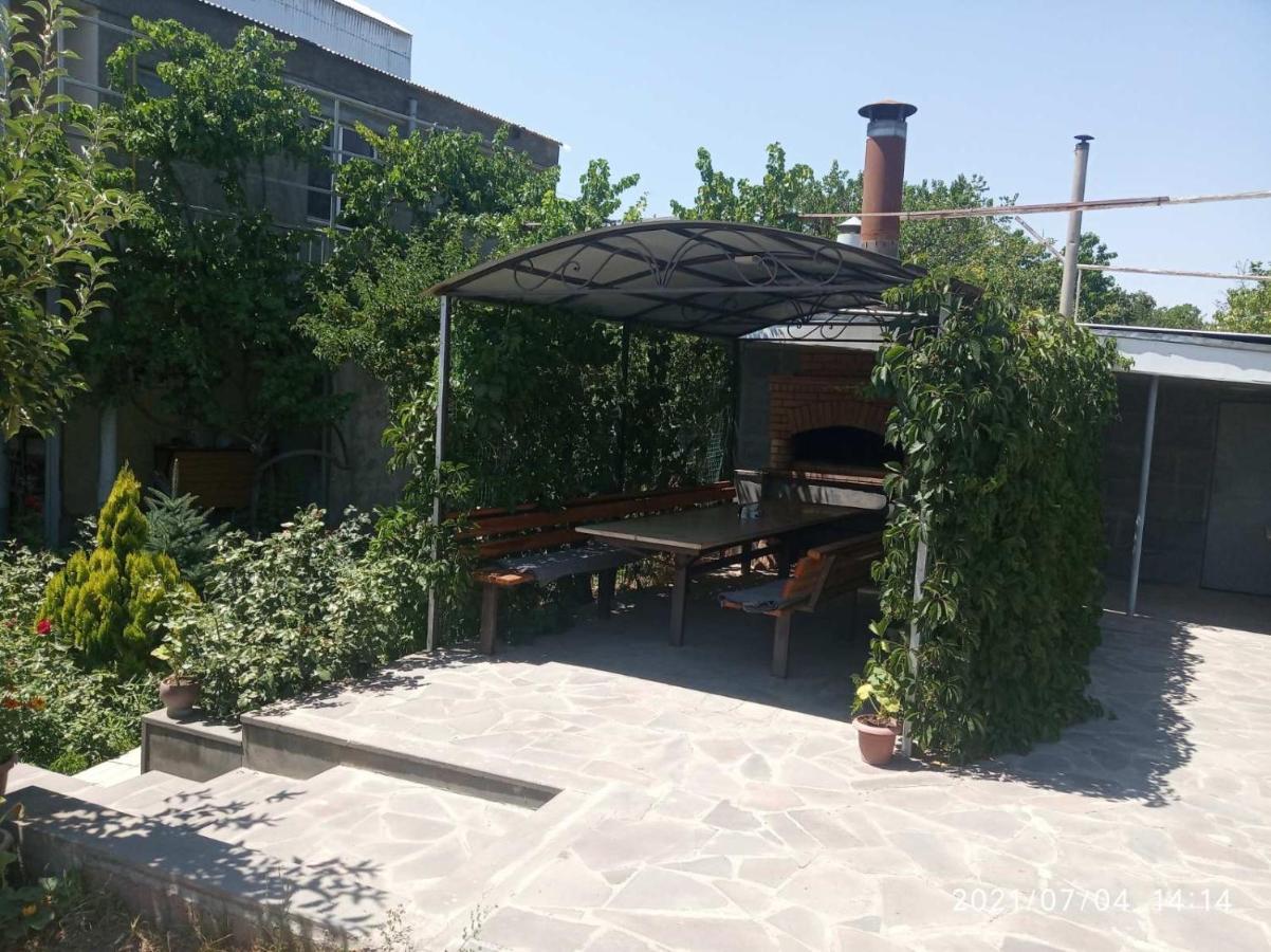 Guest House Hasmik Yeghegnadzor エクステリア 写真