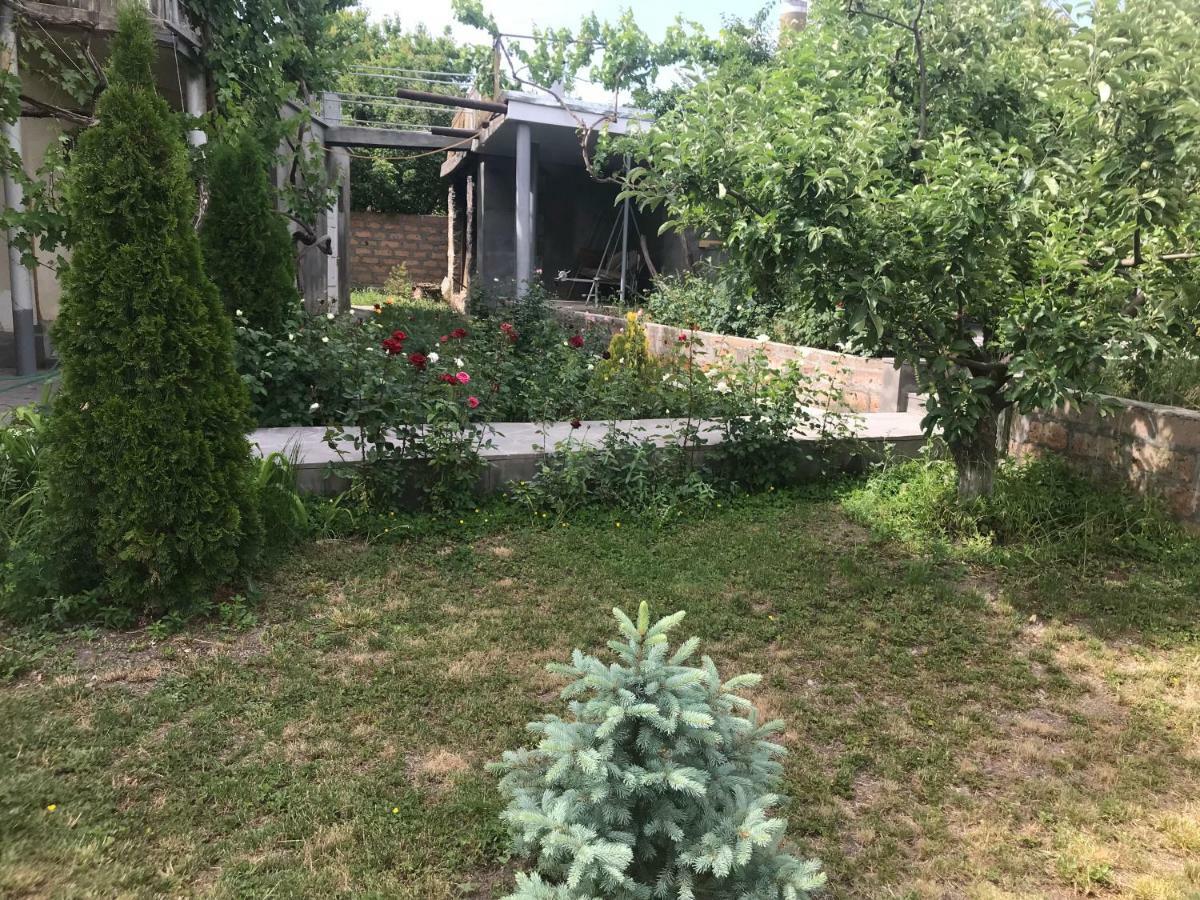 Guest House Hasmik Yeghegnadzor エクステリア 写真